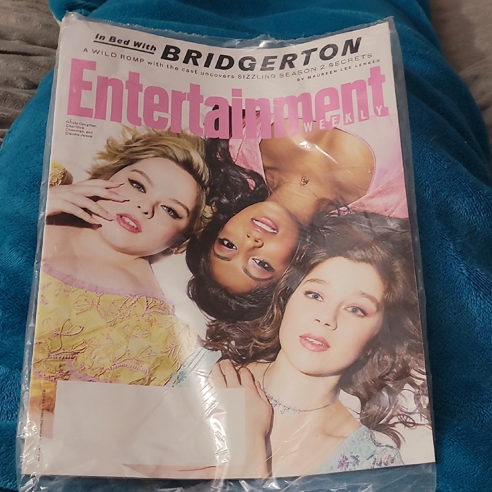 5/$25 Entertainment Weekly Magazine - Bridgerton Edition March 2022 Issue. New.